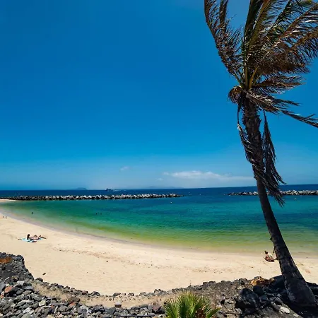 Comfy Holiday In Playa Blanca With Terrace Casa de Férias Playa Blanca (Lanzarote)